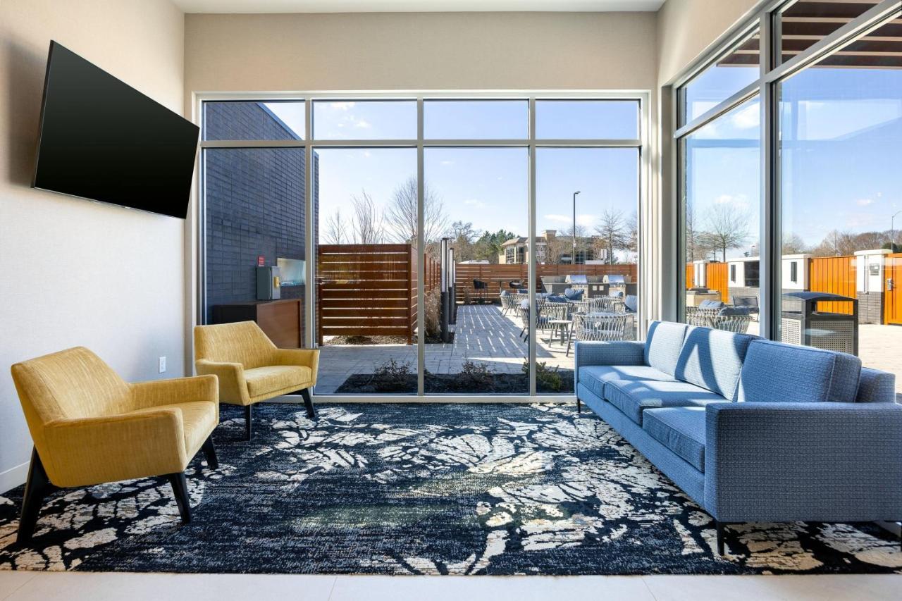 Towneplace Suites By Marriott Canton Riverstone Parkway Eksteriør billede