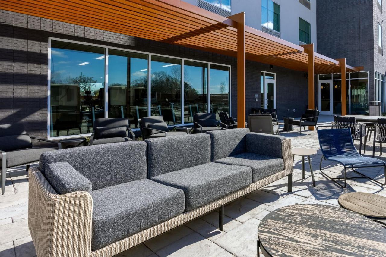 Towneplace Suites By Marriott Canton Riverstone Parkway Eksteriør billede
