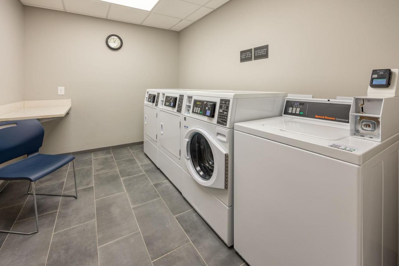 Towneplace Suites By Marriott Canton Riverstone Parkway Eksteriør billede