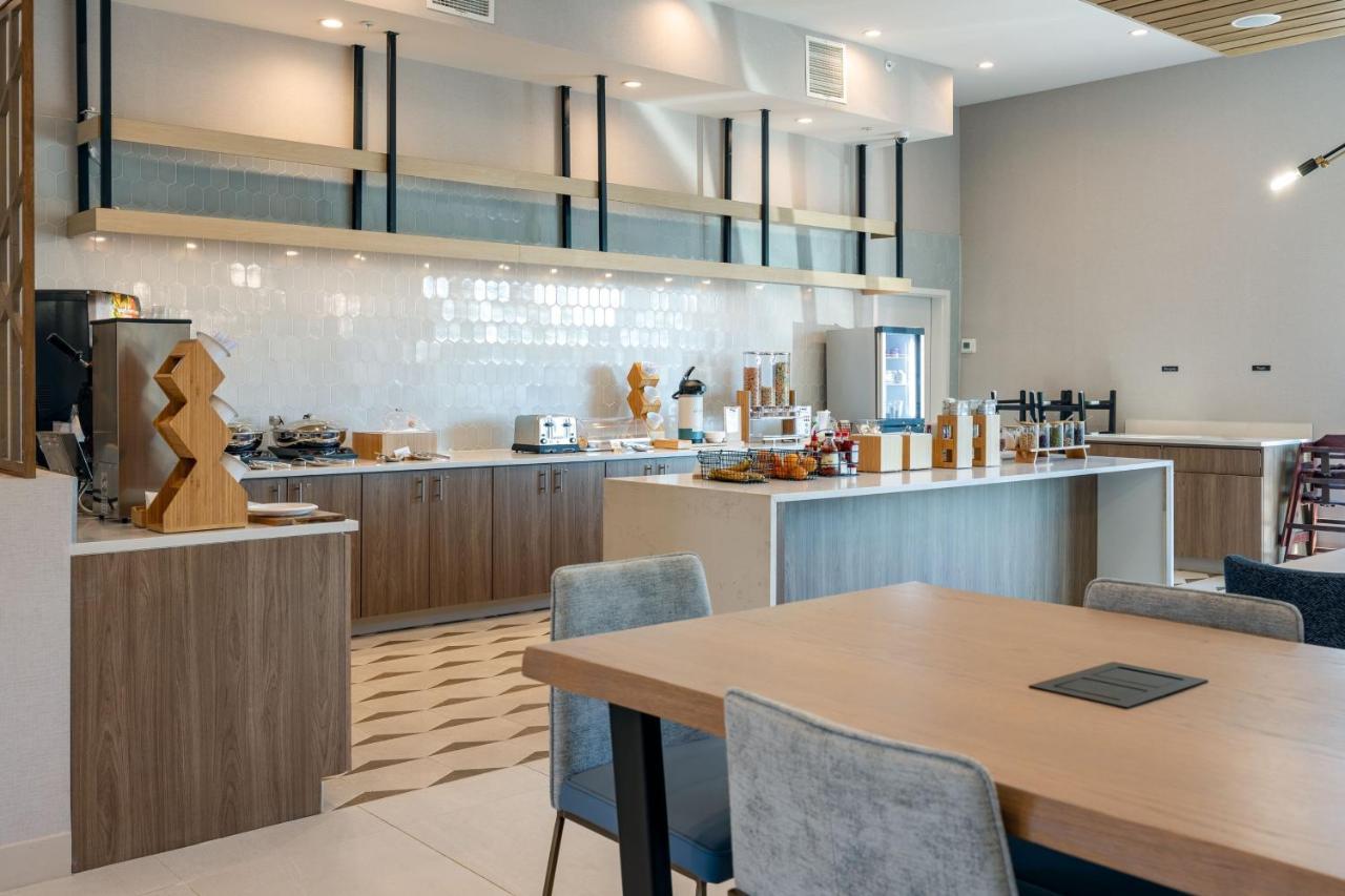 Towneplace Suites By Marriott Canton Riverstone Parkway Eksteriør billede