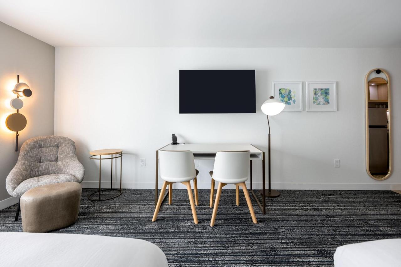 Towneplace Suites By Marriott Canton Riverstone Parkway Eksteriør billede