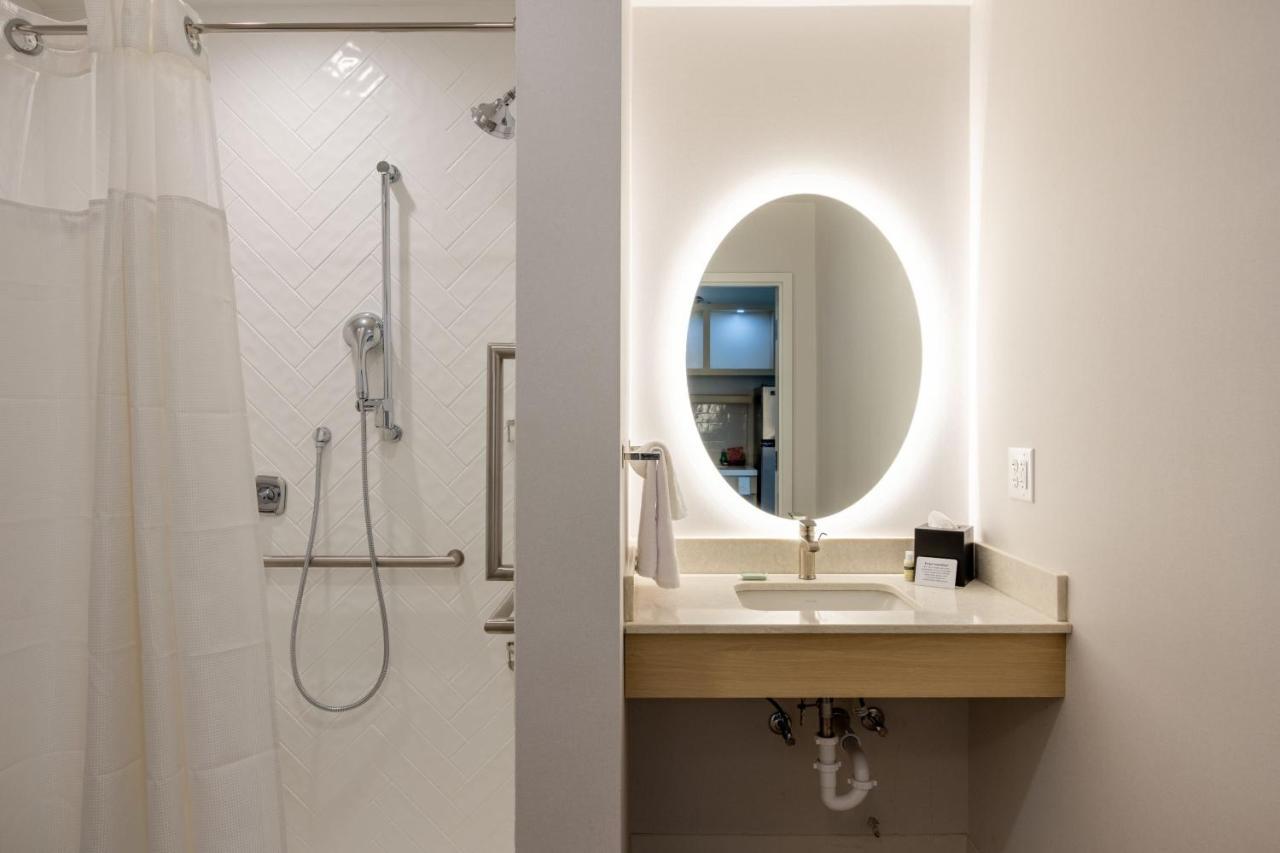 Towneplace Suites By Marriott Canton Riverstone Parkway Eksteriør billede