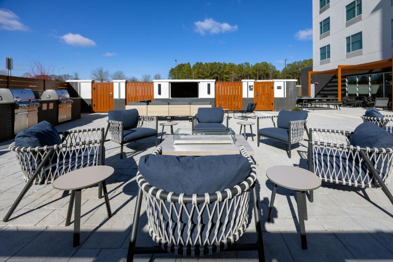 Towneplace Suites By Marriott Canton Riverstone Parkway Eksteriør billede